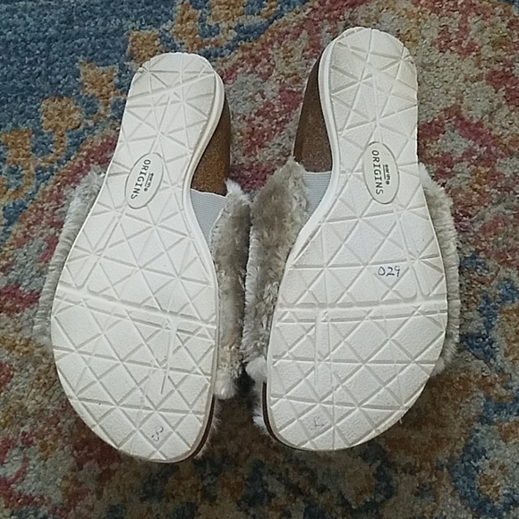 Earth orgins Olli faux fur slide - Picture 5 of 6